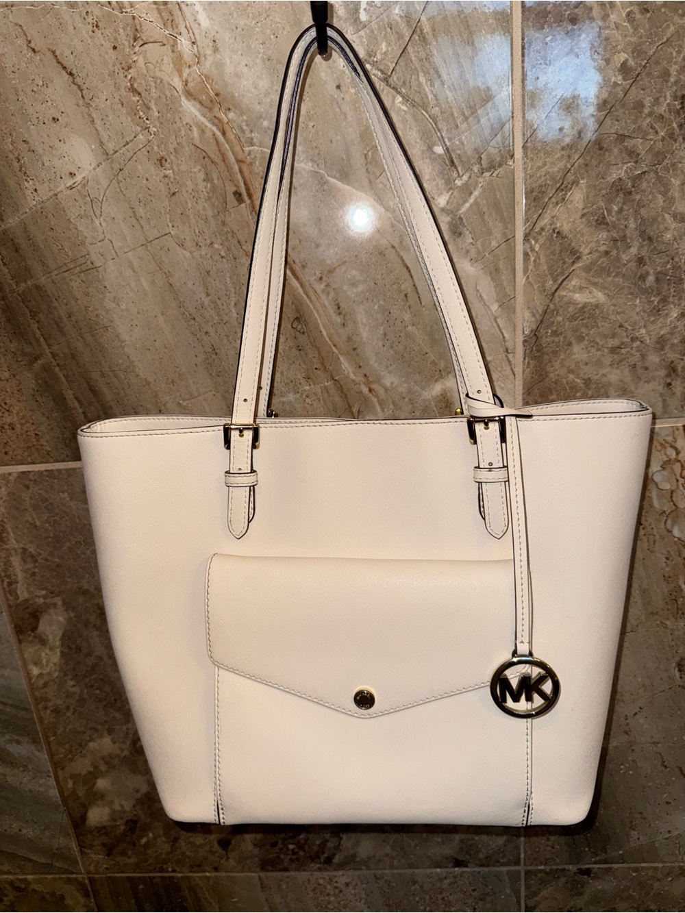 Micheal Kors envelope White Tote Bag